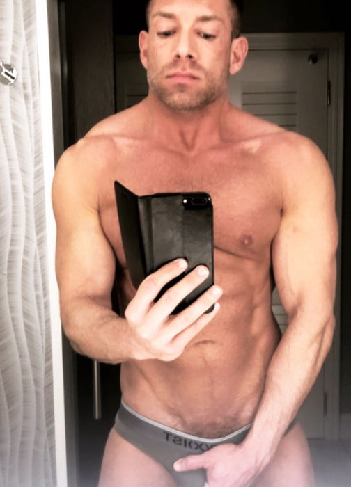 Bruce Beckham - findr.fans