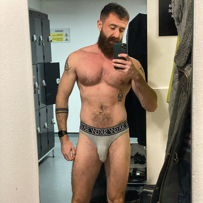 Bearded CJ - findr.fans