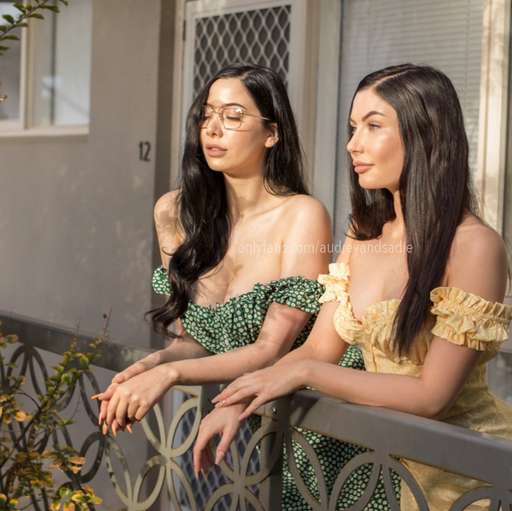 duo down under downunder brunette intellectual