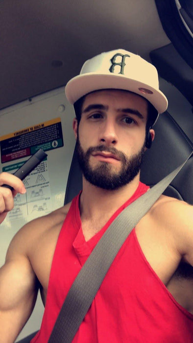 Alex Monroe - findr.fans