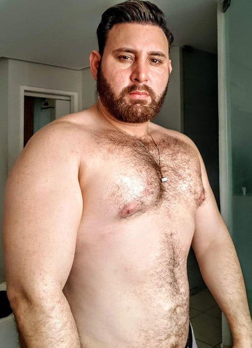 Brazilian Daddy Bear - findr.fans