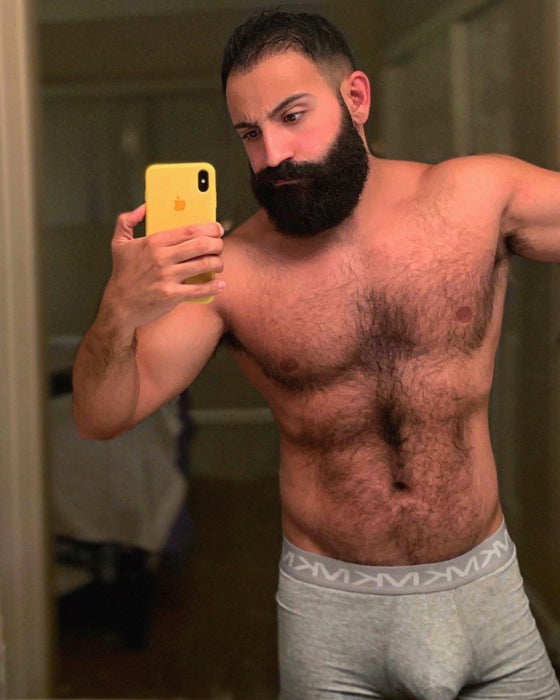 Bearded Frank - findr.fans