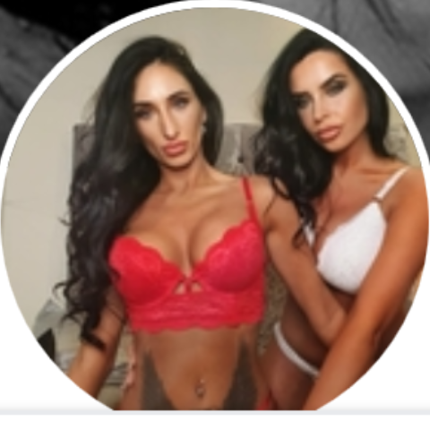 TWOHOTLESBIANS
