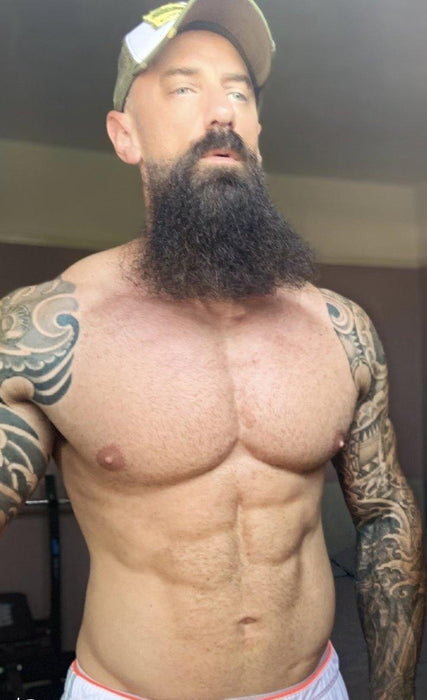 BigBeard - findr.fans