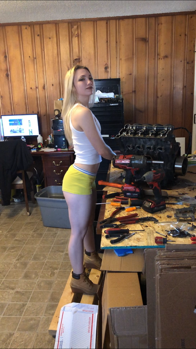 SexyBikerBabe