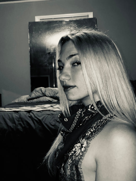 SexyBikerBabe