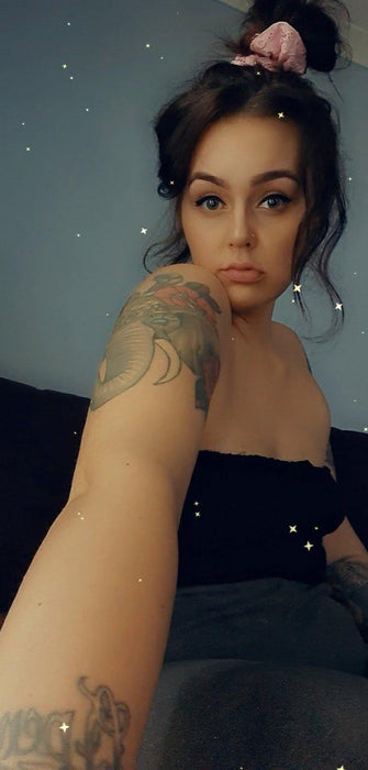 Amiee Louise - findr.fans